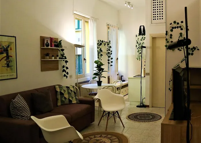- La Casa Delle Meraviglie -Navigli Edition-
